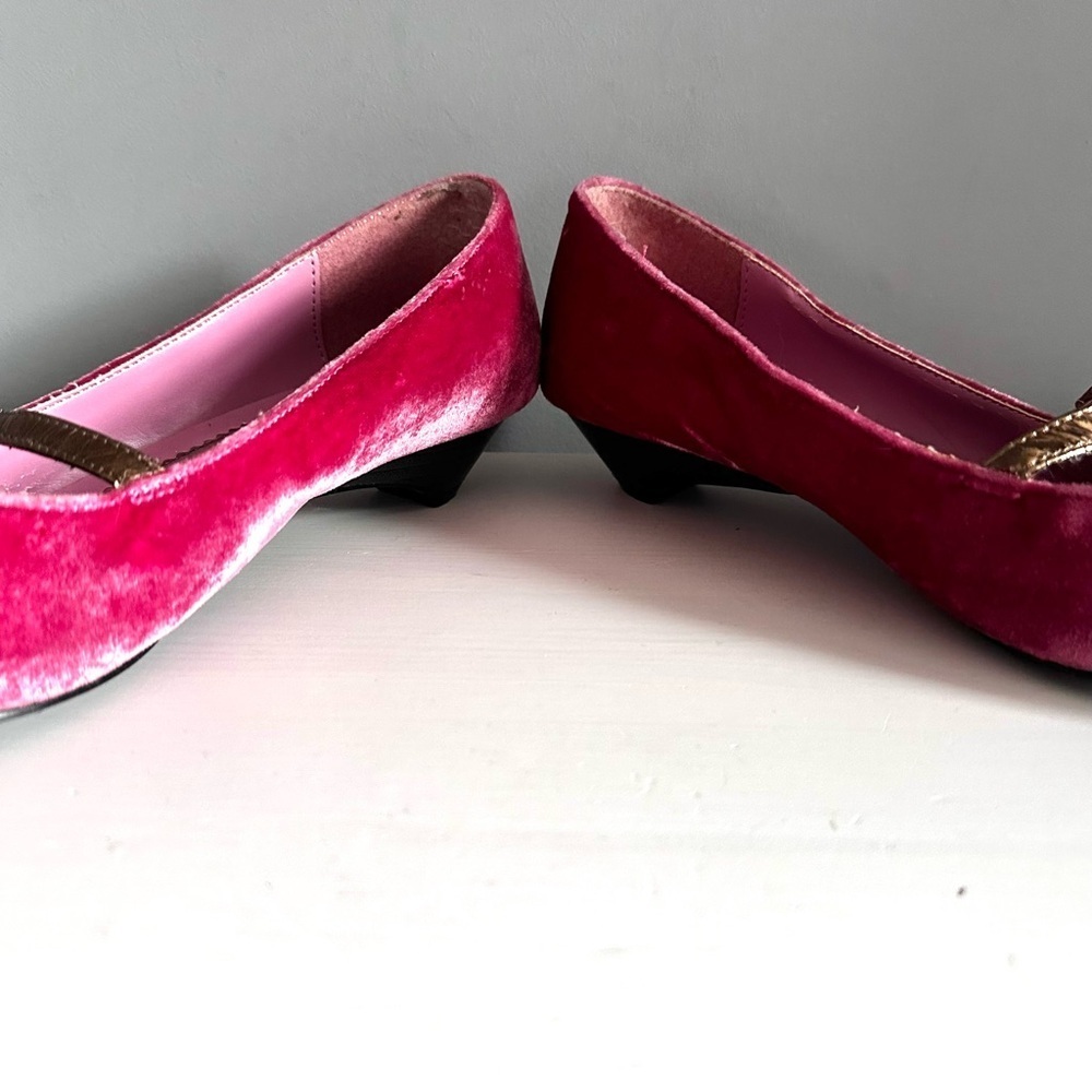 OLD NAVY - Women’s Pink Velvet Mary Jane Ballet Shoes Slippers Size 10 - Picture 14 of 14